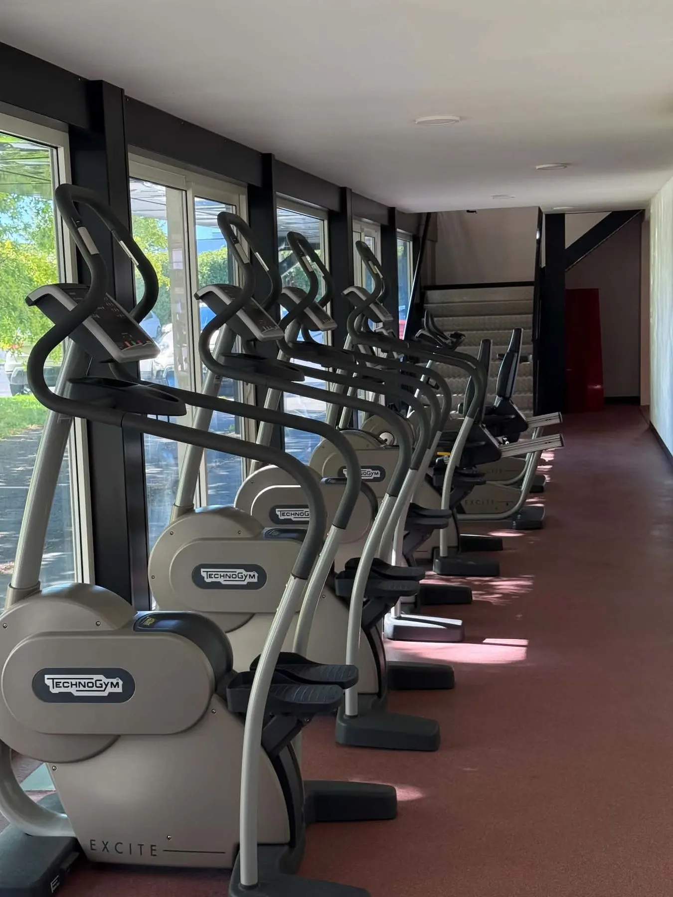 Espace cardio de Pump Arena avec vélos elliptiques